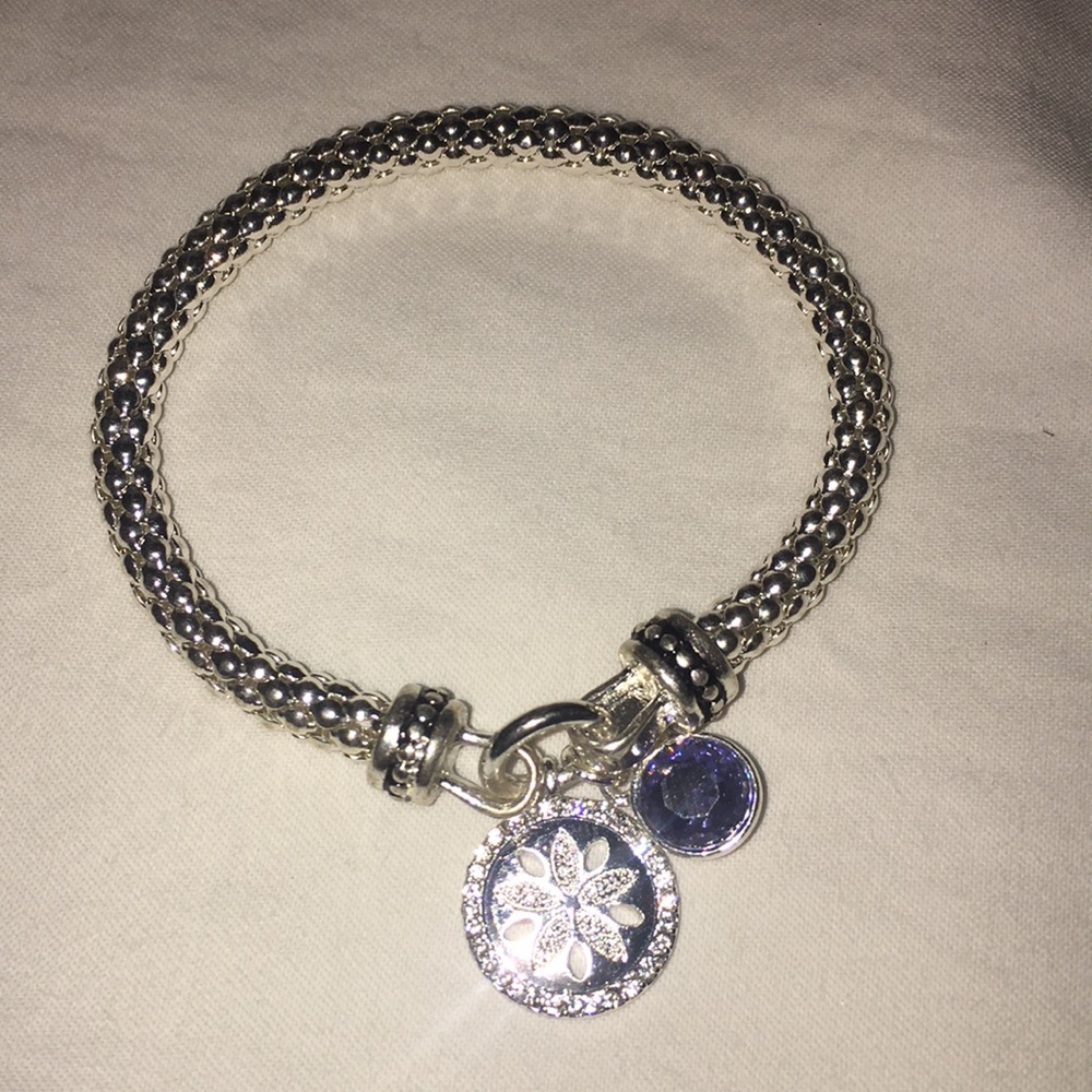 Sand dollar charm bracelet